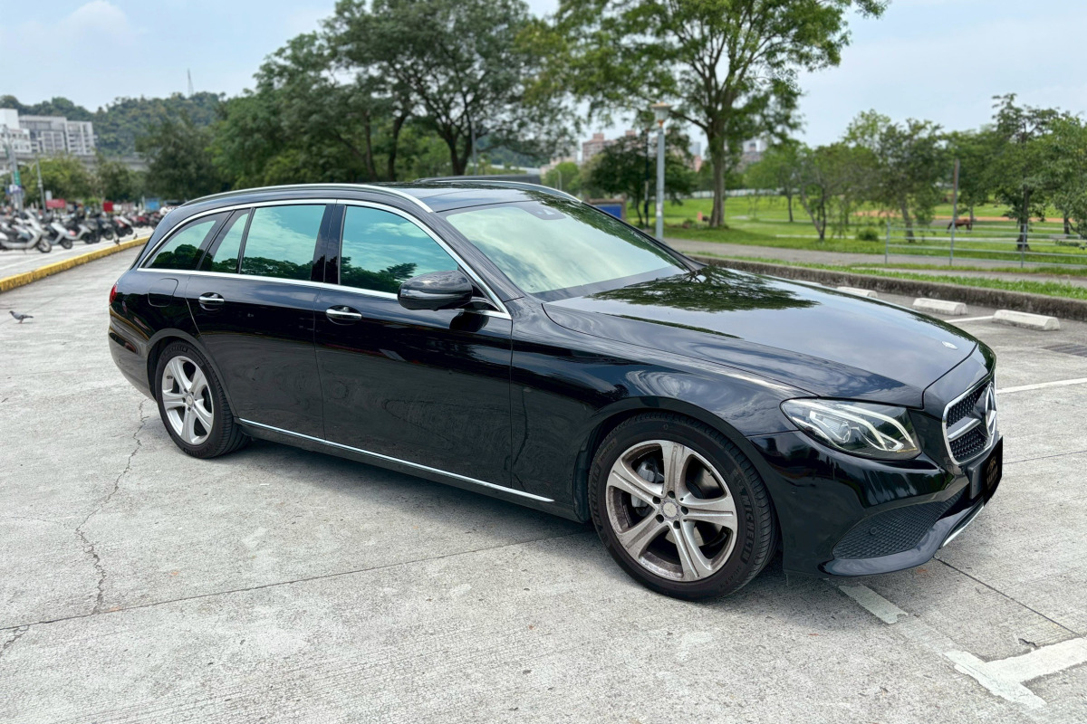 M-Benz E-Class Estate 2017款 E250 Estate 黑色